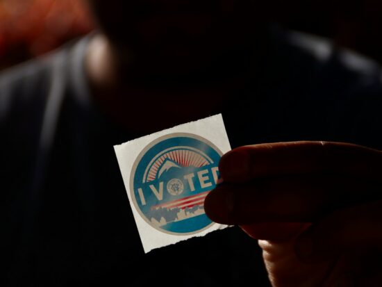 1732682990-10312-2321-lxb_photoBzZ6aI5_AYslxb_photo-